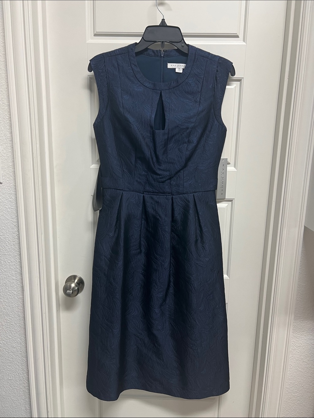 NWT Kay Unger Midnight Navy Textured Sleeveless Cocktail Dress